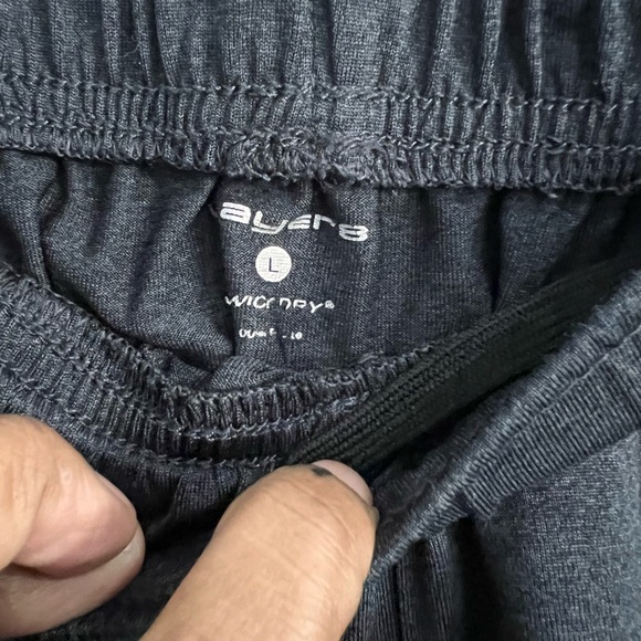 Layers Men’s Black/Gray shorts - Quick Dry- Size Large - Picture 4 of 7